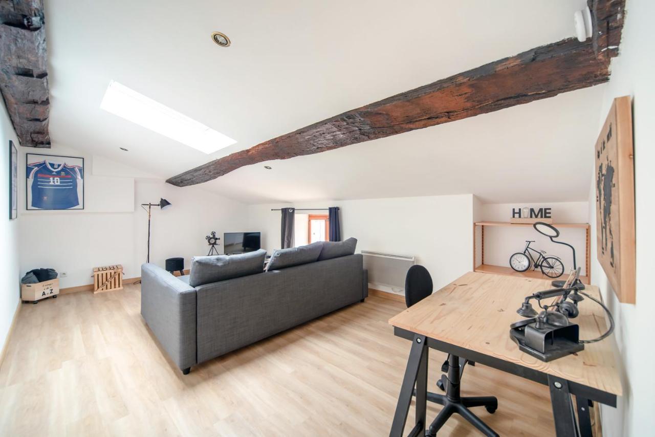 Appartement Cosy Et Moderne En Plein Coeur Du Centre Ville Macon Bagian luar foto