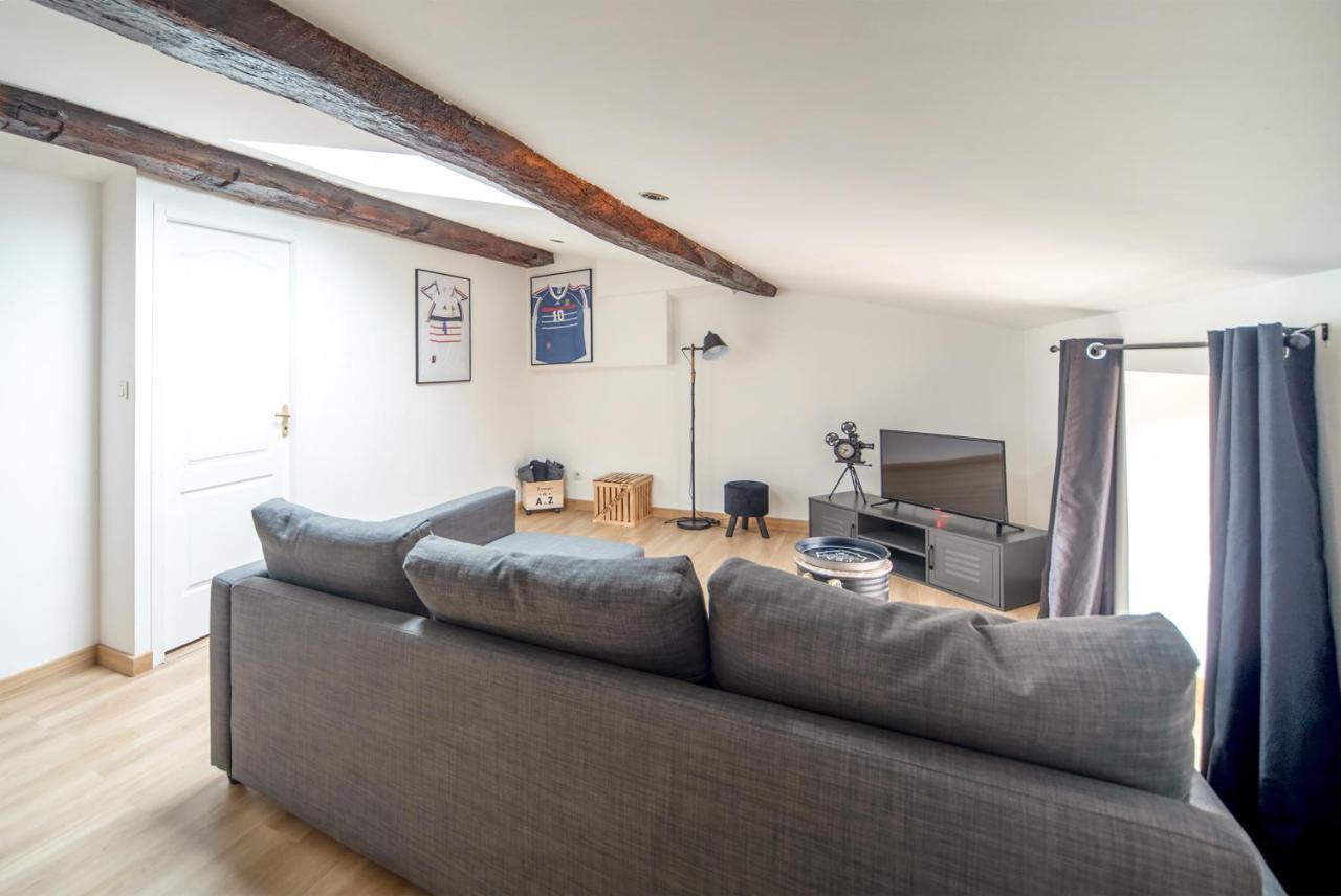 Appartement Cosy Et Moderne En Plein Coeur Du Centre Ville Macon Bagian luar foto